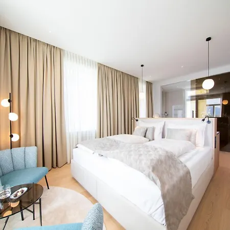 Apollo Achtquartier Das Hotel Am Mondsee Exterior photo